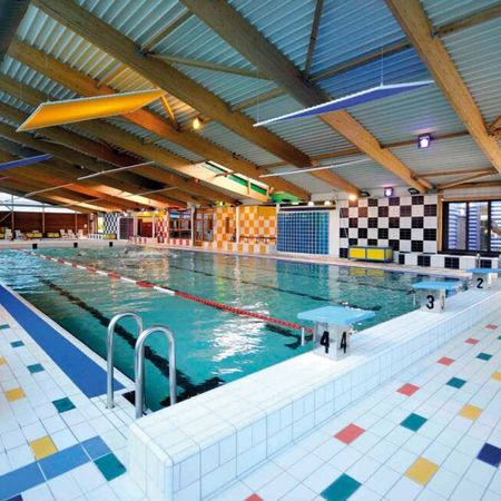 LANDSCAPE (SWIMMING POOL)